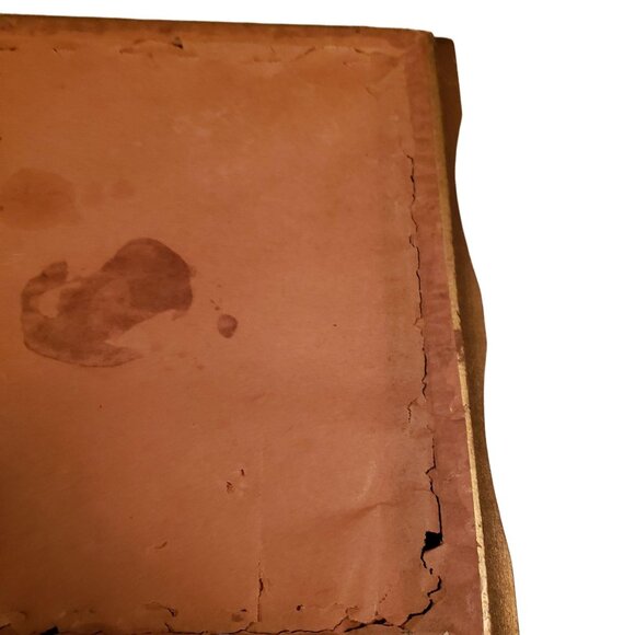 Pair Of Vintage Ornate Gold Frames With Romantic Porcelain Inlays Featuring Cour - Picture 5 of 5